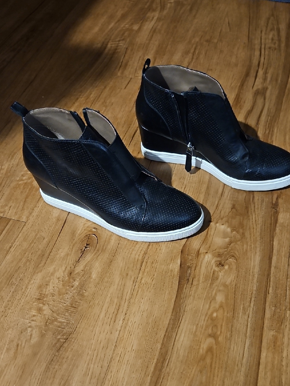 Paolo Black Wedge Sneaker Boot with White Sole Size 8.5